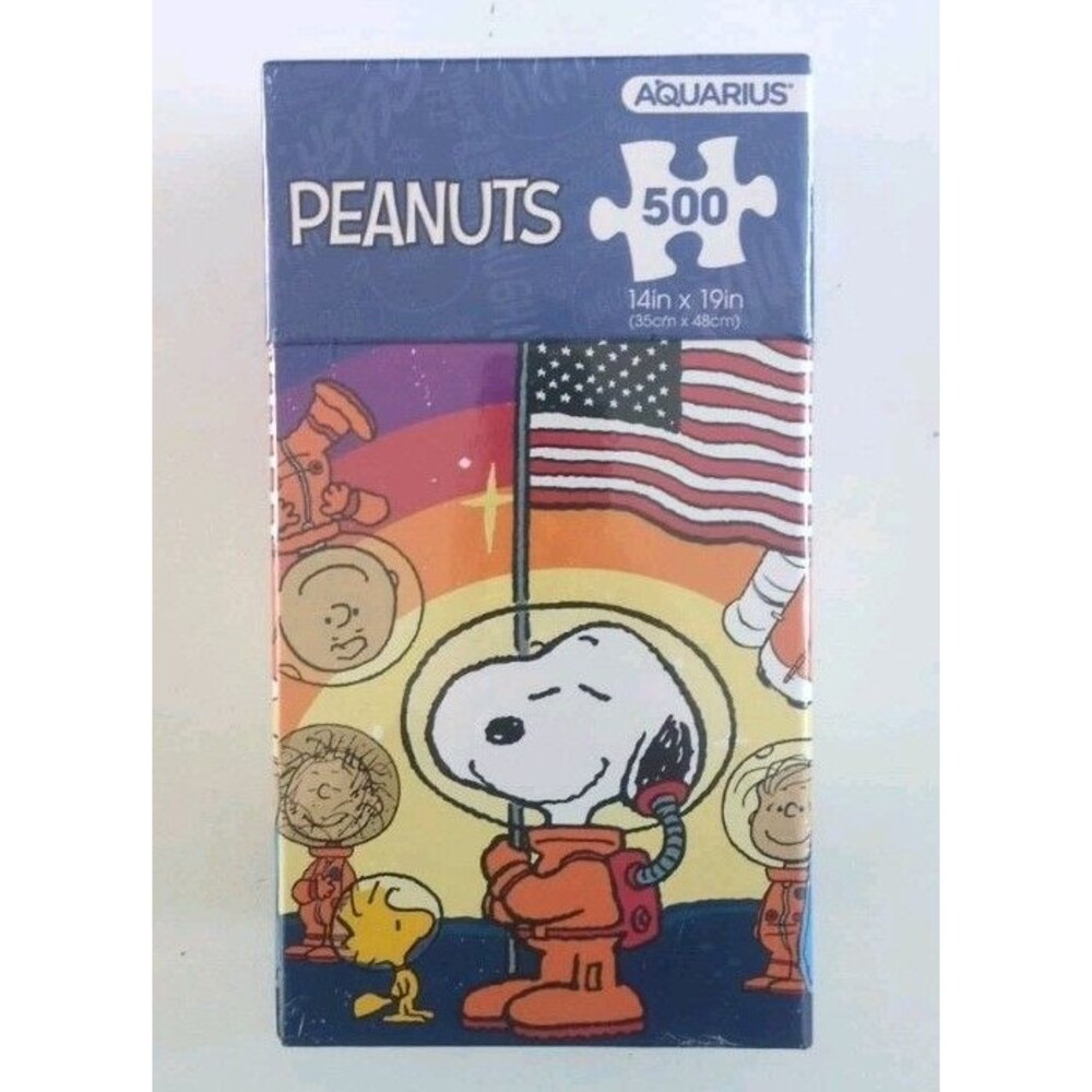 Peanuts Snoopy Astronaut Moon Landing 500 Piece Puzzle